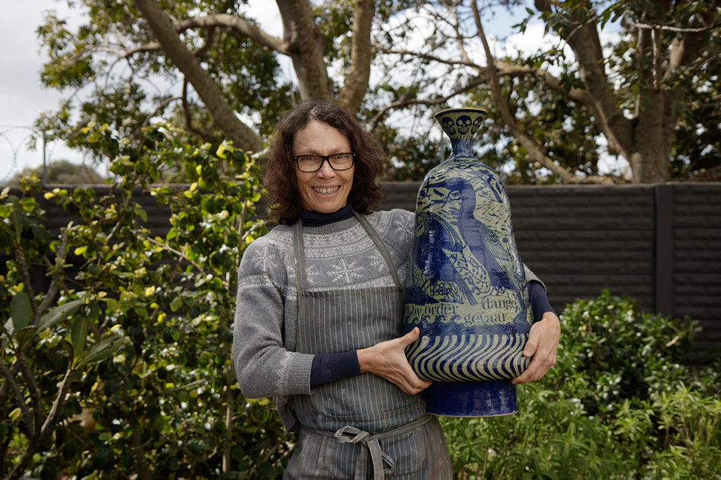 * Featured Artist Lisa Ringwood